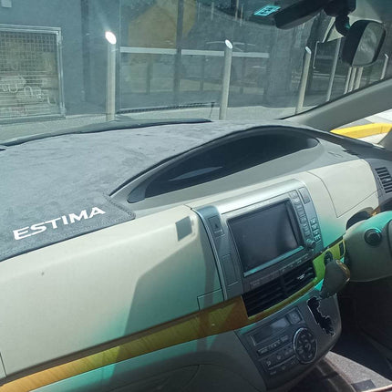 Dash mat to suit 50 Series Toyota Estima embroidery