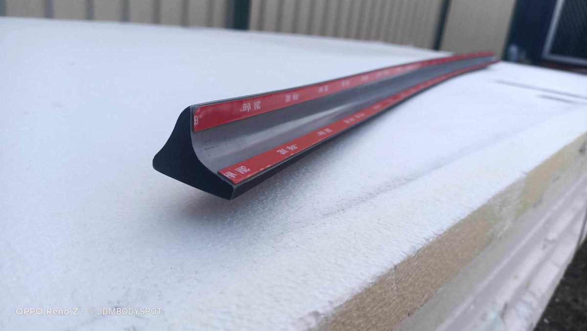 Trunk lip spoiler for X100 Toyota Mark II