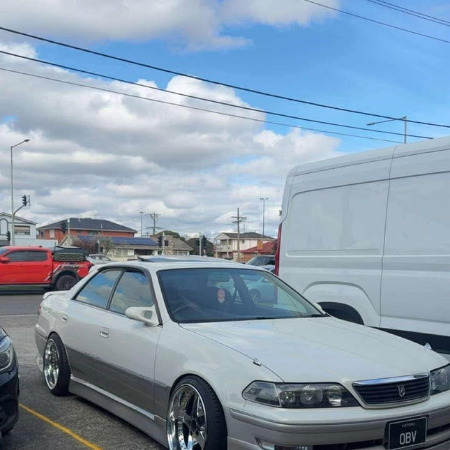 Vertex front lip Series 2 X100/101/105 Toyota Mark II