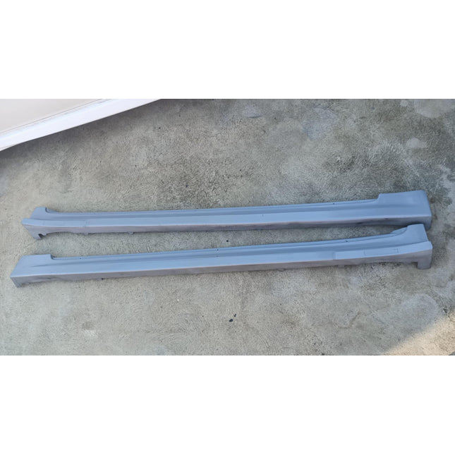 Side Skirts Toyota Crown Majesta 186 Modellista style