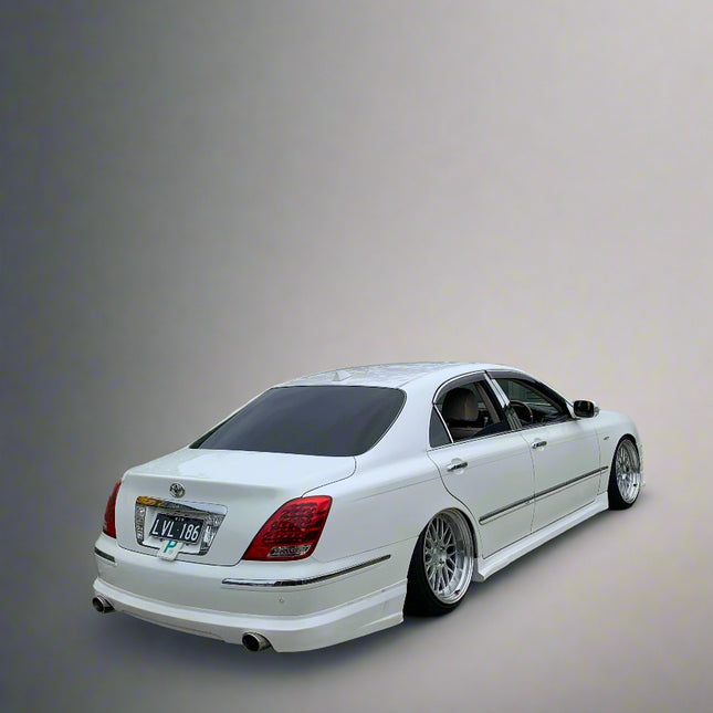 Modellista style lip kit Toyota Crown Majesta UZS186/187