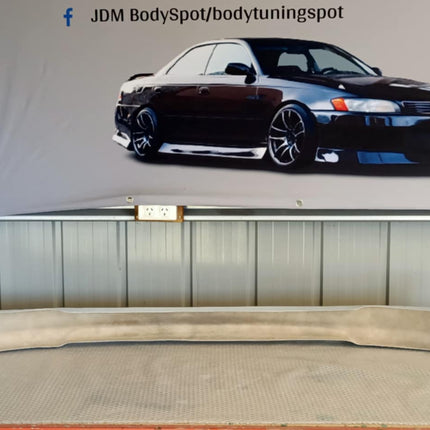 Modelista Front lip UZS 186/187 Toyota Crown Majesta