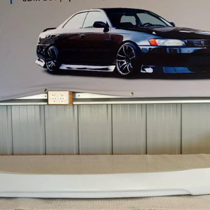 Modelista Front lip UZS 186/187 Toyota Crown Majesta